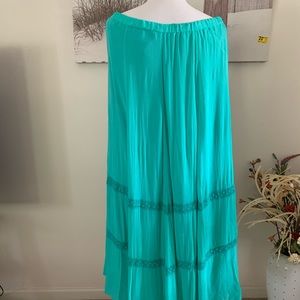 NWOT MAXI SKIRT!